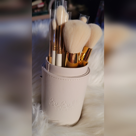 BeBella 12 pc Brush Set in Faux Leather holder. Brand New 💎 - Picture 2 of 7